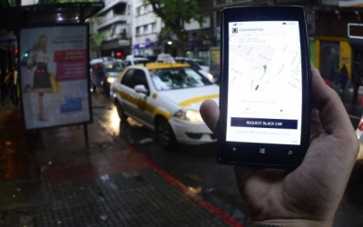 Expertos jur&iacute;dicos disertan sobre aplicaciones inform&aacute;ticas