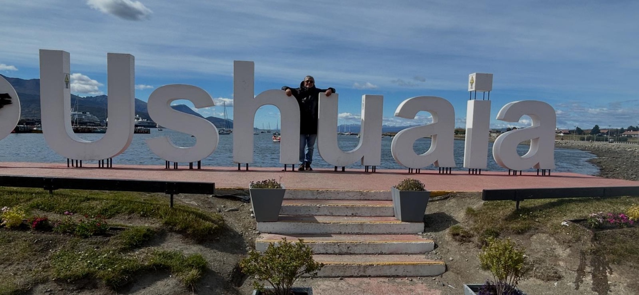 El puerto estrat&eacute;gico y la ciudad de Ushuaia; tambi&eacute;n las propuestas de viajes de Buemes