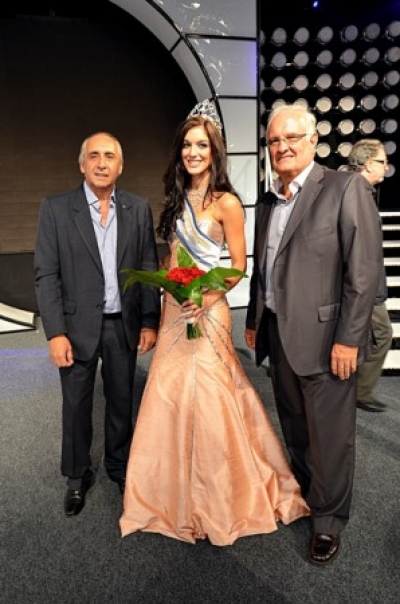  Sergio Ba&ntilde;ales, Miss Atl&aacute;ntico Michelle Gildenhuys y Embajador de Sud&aacute;frica, David Jacobs