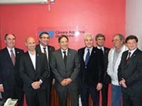 Con nuevo estatuto, Oscar Ghezzi fue reelecto como presidente de la CAT