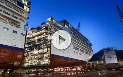 Silver Spirit de Silversea cortado en dos partes para su alargamiento