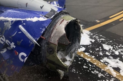 Muere una pasajera succionada por la ventanilla de un avi&oacute;n