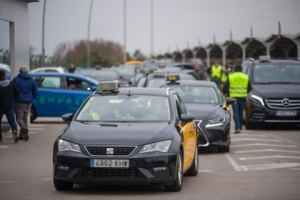 Taxis de toda Europa se manifestar&aacute;n este jueves en Bruselas "contra el lobby" de las VTC