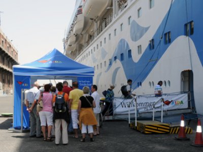 Turismo de cruceros: Uruguay procura que Montevideo sea elegido como puerto de embarque por más compañías