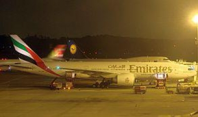 Llego a Ezeiza vuelo inaugural de Aerol&iacute;nea de Emiratos &Aacute;rabes 