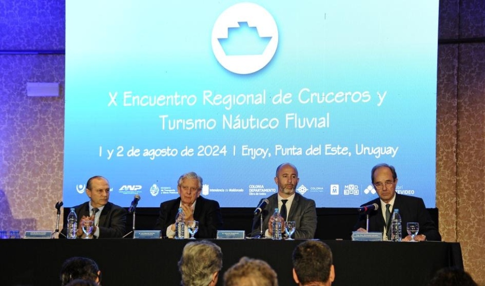 Uruguay reducirá tarifa a cruceros que lleguen a puertos nacionales a partir de octubre