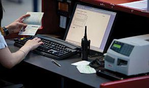 EEUU y UE acuerdan compartir datos de pasajeros a&eacute;reos