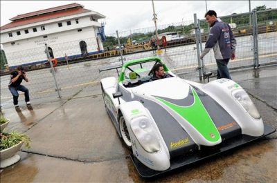 La vuelta a Am&eacute;rica en coche el&eacute;ctrico