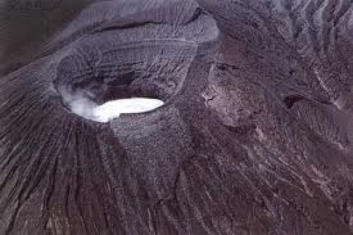 Tours a&eacute;reos para conocer los volcanes de Costa Rica