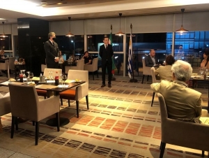 Surinam festejo sus 45 a&ntilde;os de independencia en pleno milagro petrolero con una cena sustentable