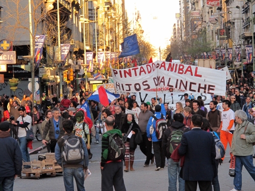 Marcha pac&iacute;fica en pro de preservar el Uruguay Natural