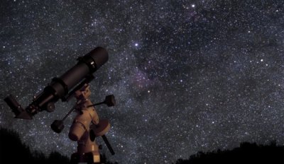 Astroturismo: visitas guiadas a las estrellas y planetas con los pies sobre la Tierra