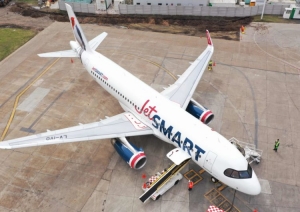 JetSmart reanudar&aacute; el 100% de sus rutas internacionales a Colombia, Per&uacute; y Argentina