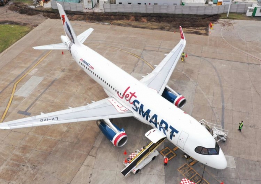 JetSmart reanudar&aacute; el 100% de sus rutas internacionales a Colombia, Per&uacute; y Argentina