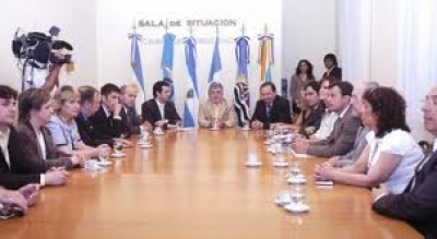 Todos juntos frente a la nube volc&aacute;nica