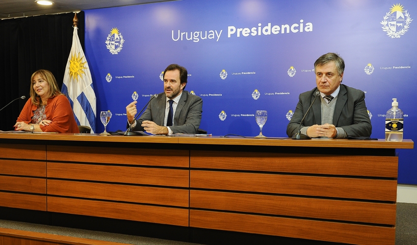 Irene Moreira, Germ&aacute;n Cardoso y Omar Paganini.