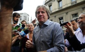 Justicia &quot;está echando luz&quot; sobre acuerdo entre López Mena y Calvo