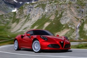 Alfa Romeo regresa a Norteamérica con el nuevo Alfa Romeo 4C