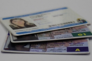 Congreso de Intendentes prorroga validez de permisos de conducci&oacute;n uruguayos y extranjeros