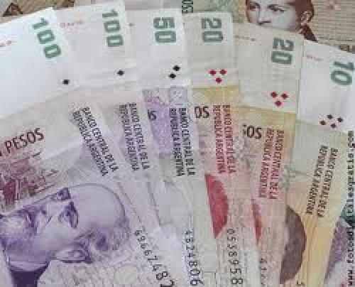 Apelan a que turistas argentinos usen tarjetas de d&eacute;bito