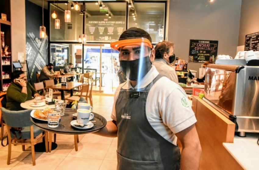 En Argentina "cerraron m&aacute;s de 10.000 locales y se perdieron m&aacute;s de 150.000 empleos"