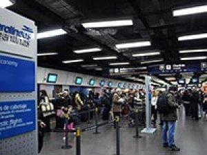 El Gobierno argentino autoriz&oacute; aumentos de tarifas de hasta el 20% en los vuelos de cabotaje