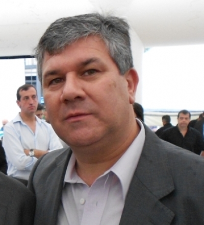 Radamés Montero encontró una forma muy particular de saludar el primer aniversario de Portal de América Radio.