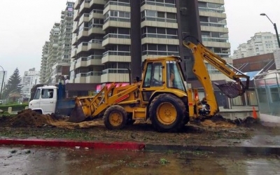 Ant&iacute;a mand&oacute; parar instalaci&oacute;n de Puerta de Punta del Este