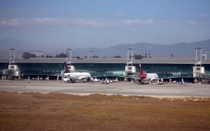 Gobierno de Guatemala impulsar&aacute; modernizaci&oacute;n de puertos y aeropuerto