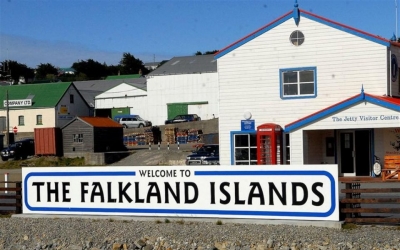 La Argentina y el Reino Unido se preparan para anunciar un nuevo vuelo a Malvinas