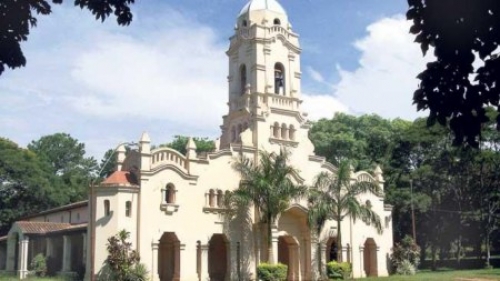 Iglesia de San Ignacio junto con el Museo de Arte Jesuita atesoran una importante imaginer&iacute;a religiosa.