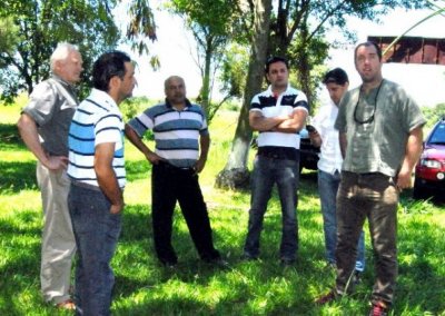 Representantes de Senatur y del Municipio de Yguazú en una recorrida por el Parque Pikypo.