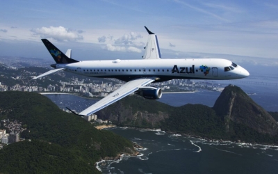 United Airlines aumenta su participaci&oacute;n en la aerol&iacute;nea Azul