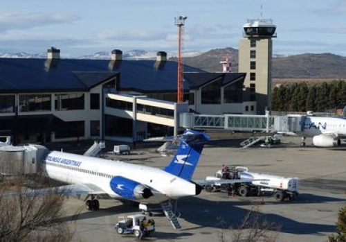  A tres d&iacute;as de la reapertura hubo que cancelar vuelos a Bariloche