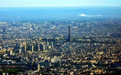 Tours en zepel&iacute;n sobre Par&iacute;s