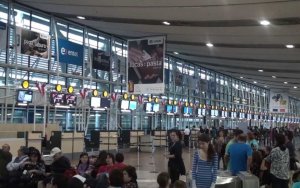 Chile sustituye la tarjeta de turismo por un registro electr&oacute;nico en l&iacute;nea