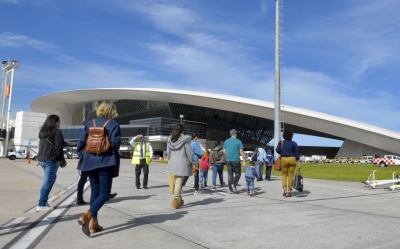 Aeropuerto de Carrasco celebra el Patrimonio con un recorrido por la plataforma a&eacute;rea