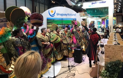 Murga  uruguaya Tirando la Bohemia en FITUR 2018