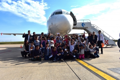 La magia de los ni&ntilde;os alentada por LATAM y el Aeropuerto de Carrasco