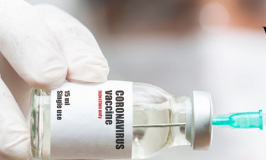 Certificado de vacunaci&oacute;n: la carrera para salvar el verano europeo