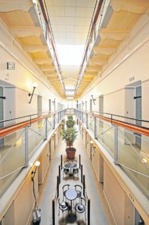 En la vieja cárcel de Långholmen, Suecia, las habitaciones tienen el mismo tamaño que las celdas