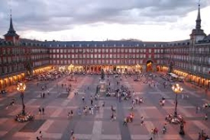 Madrid estudia ajustar licencias hoteleras y evitar saturaci&oacute;n