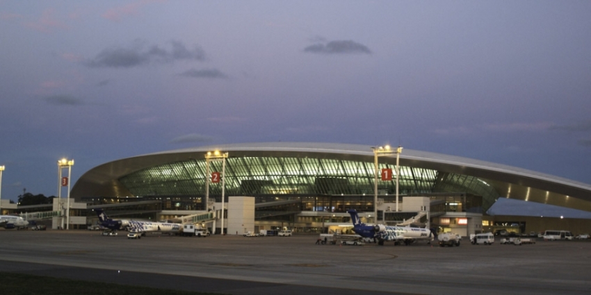 Seg&uacute;n IATA, la recuperaci&oacute;n de la demanda de pasajeros continu&oacute; en 2021, aunque afectada por &oacute;micron