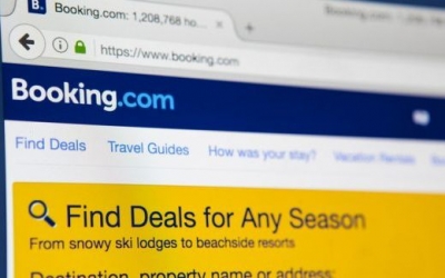 Booking pone en duda la magnitud del inventario de Airbnb