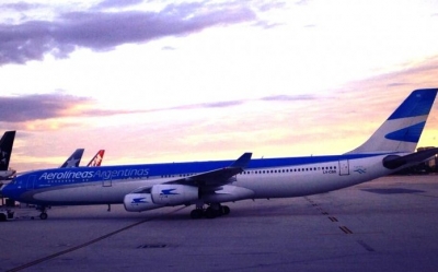 Unos 300 argentinos est&aacute;n varados hace casi dos d&iacute;as en Londres