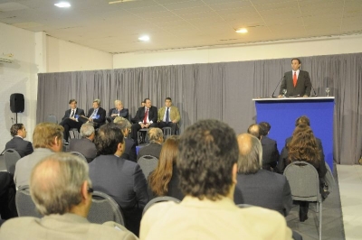 Hoy vence la intimación al BROU por el aval a Cosmo