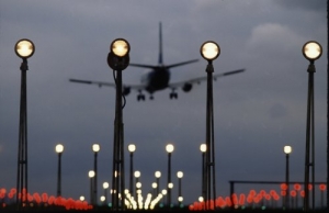 Cuatro aerol&iacute;neas desaparecen en dos semanas
