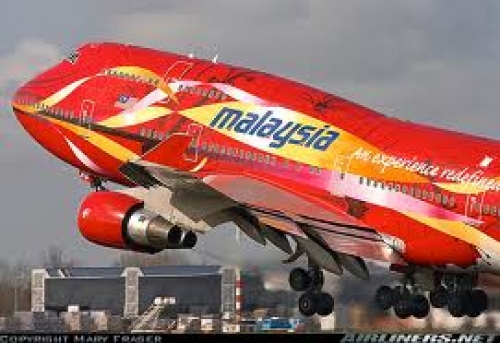 Malaysia Airlines proh&iacute;be a los beb&eacute;s viajar en primera clase