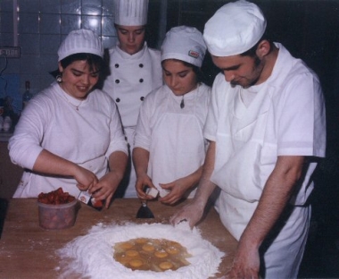 Capacitación en turismo: mucho lobby y pocas nueces.