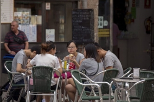 China penaliza a sus turistas violentos o indecorosos